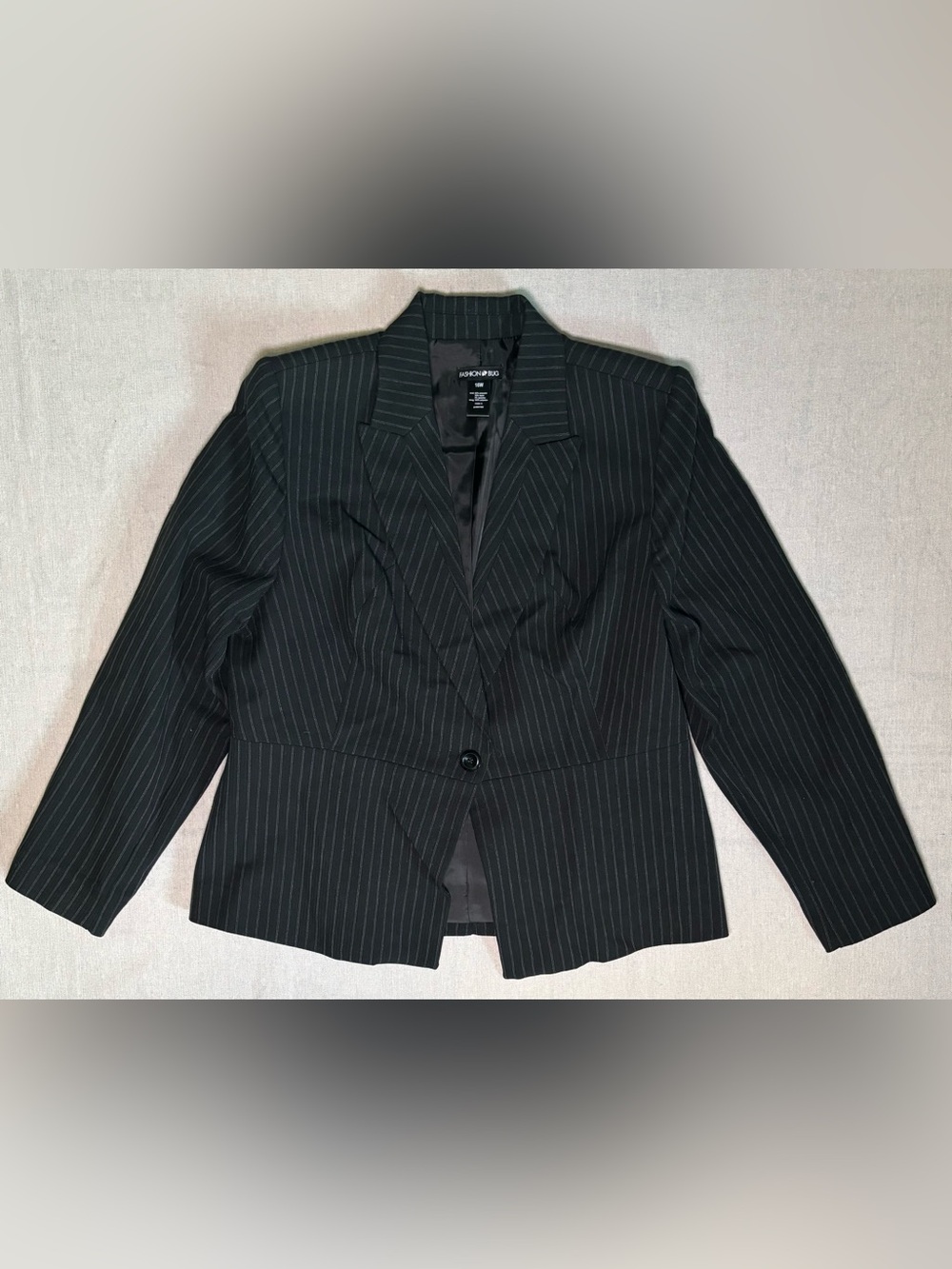 Fashion Bug Women’s 16W Black Pinstripe Blazer Jacket One Button Shoulder Pads